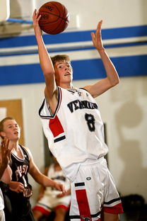 fb体育下载-国足阵地战与快攻效率比较，足球阵地战的战术有哪些